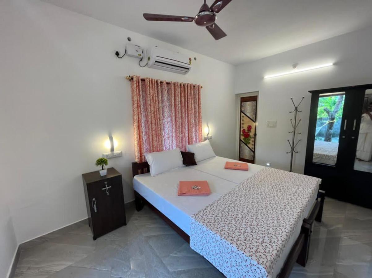 Marari Kallyani Beach Homestay มาราริคุลาม ภายนอก รูปภาพ